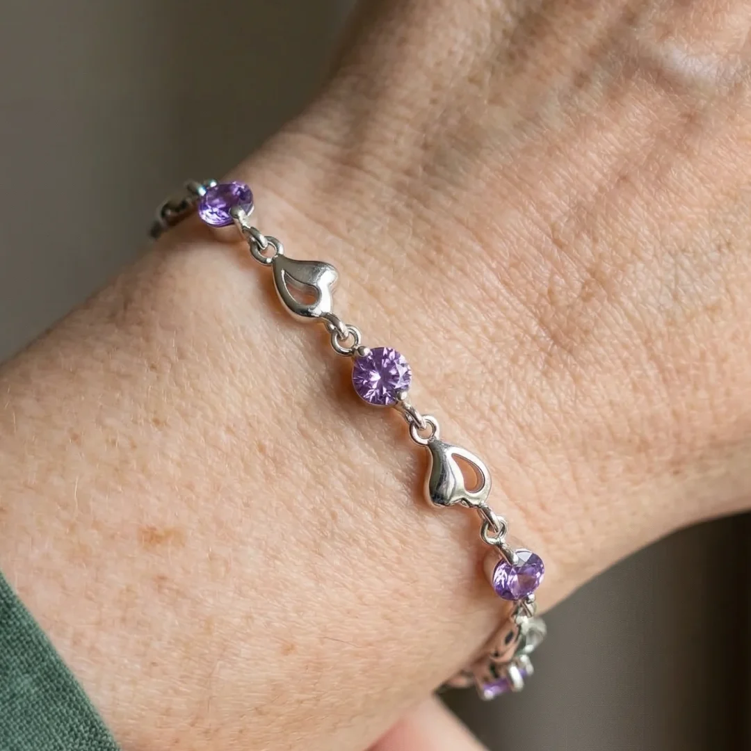 Heart Charm Amethyst Bracelet | White Gold