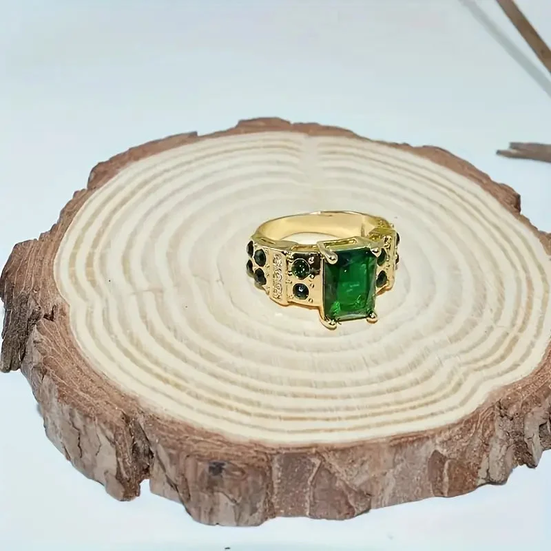 Averine Virdara Ring | Gold