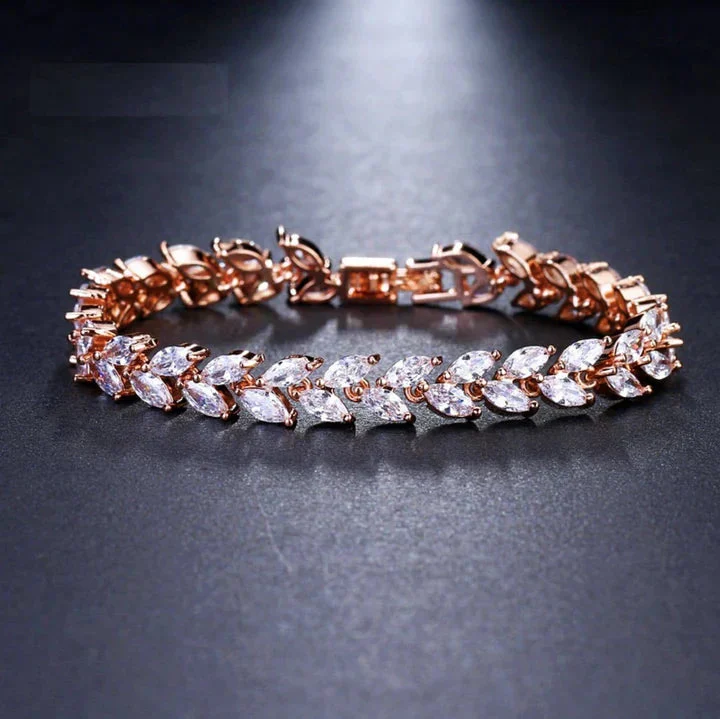 Nemorina Foliora Bracelet | White Gold