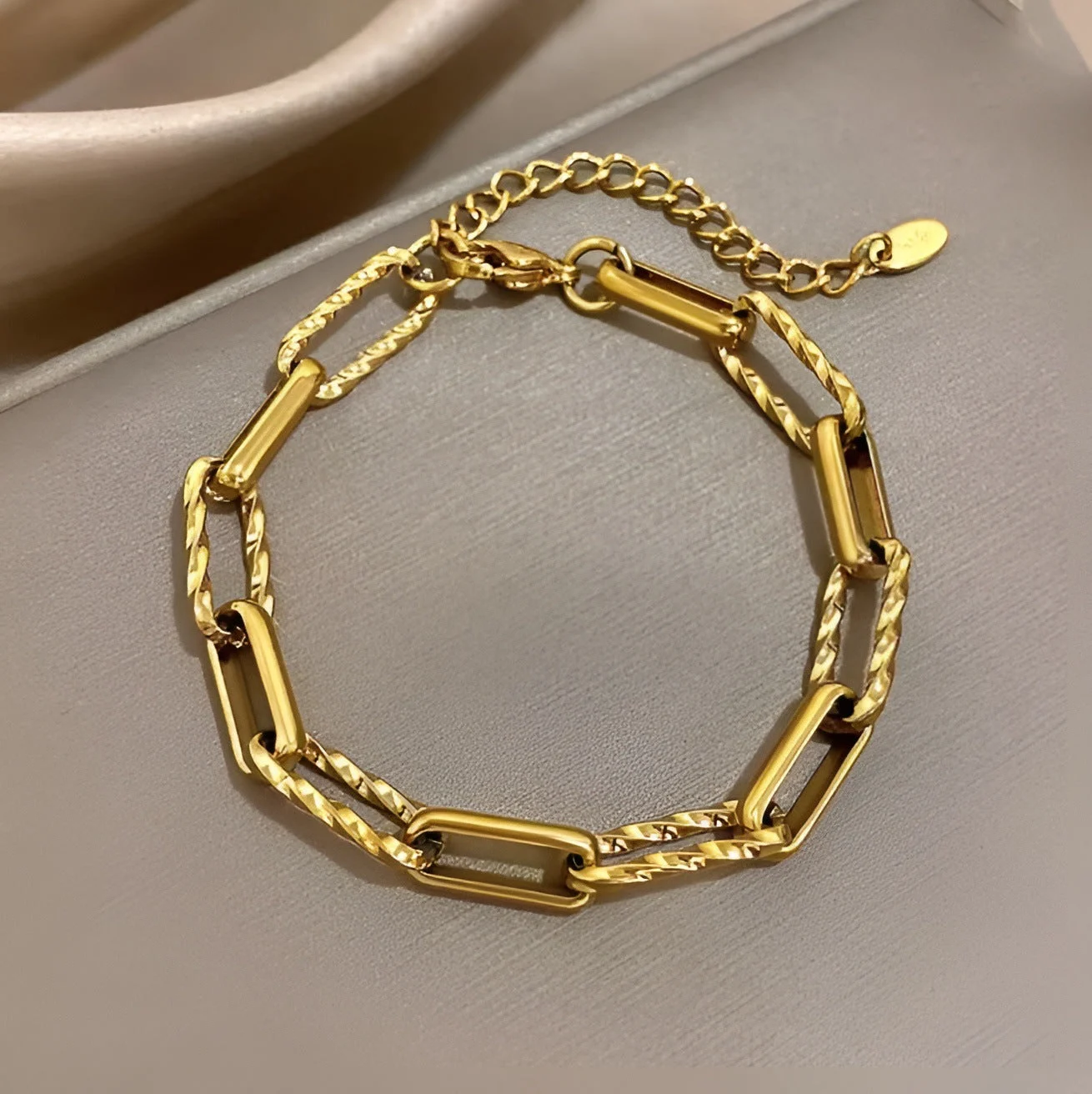 Chunky Link Lorielle Bracelet | Gold