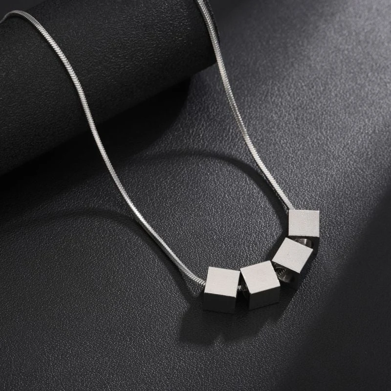 Zaylen Cube Line Necklace | White Gold