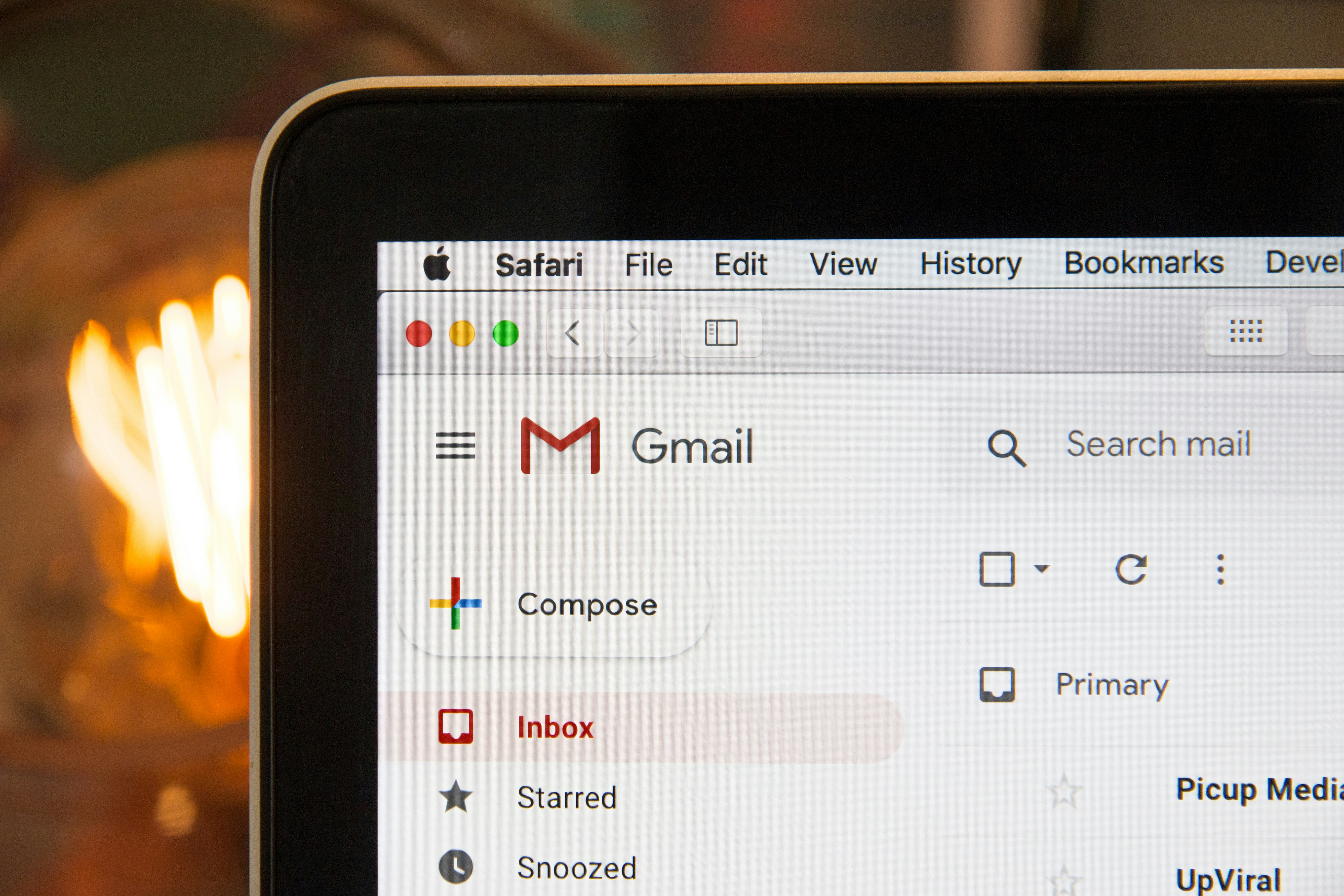 Email template 