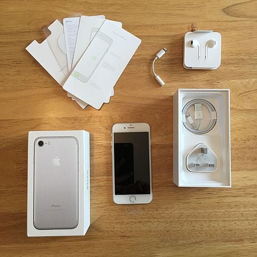 iPhone 7 (32GB) – A Grade 