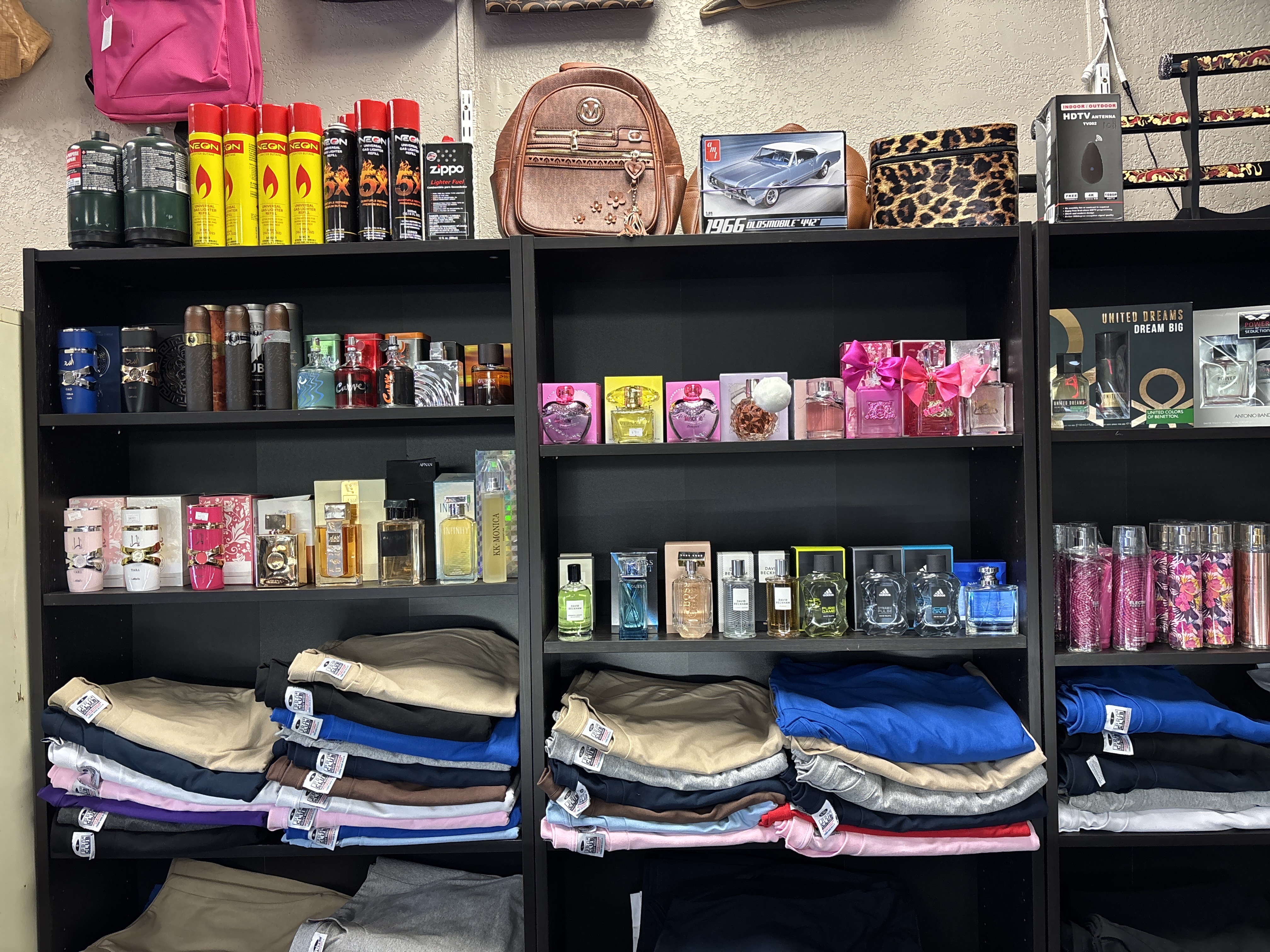 Gifts, accessories, clothing, 
