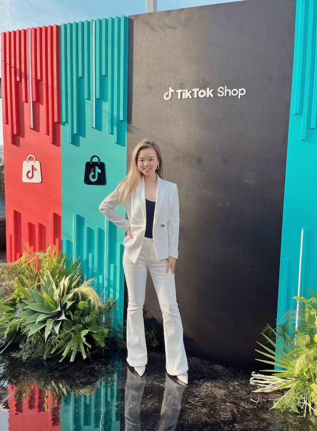 Turn Your TikTok LIVE Into a Real Sales System