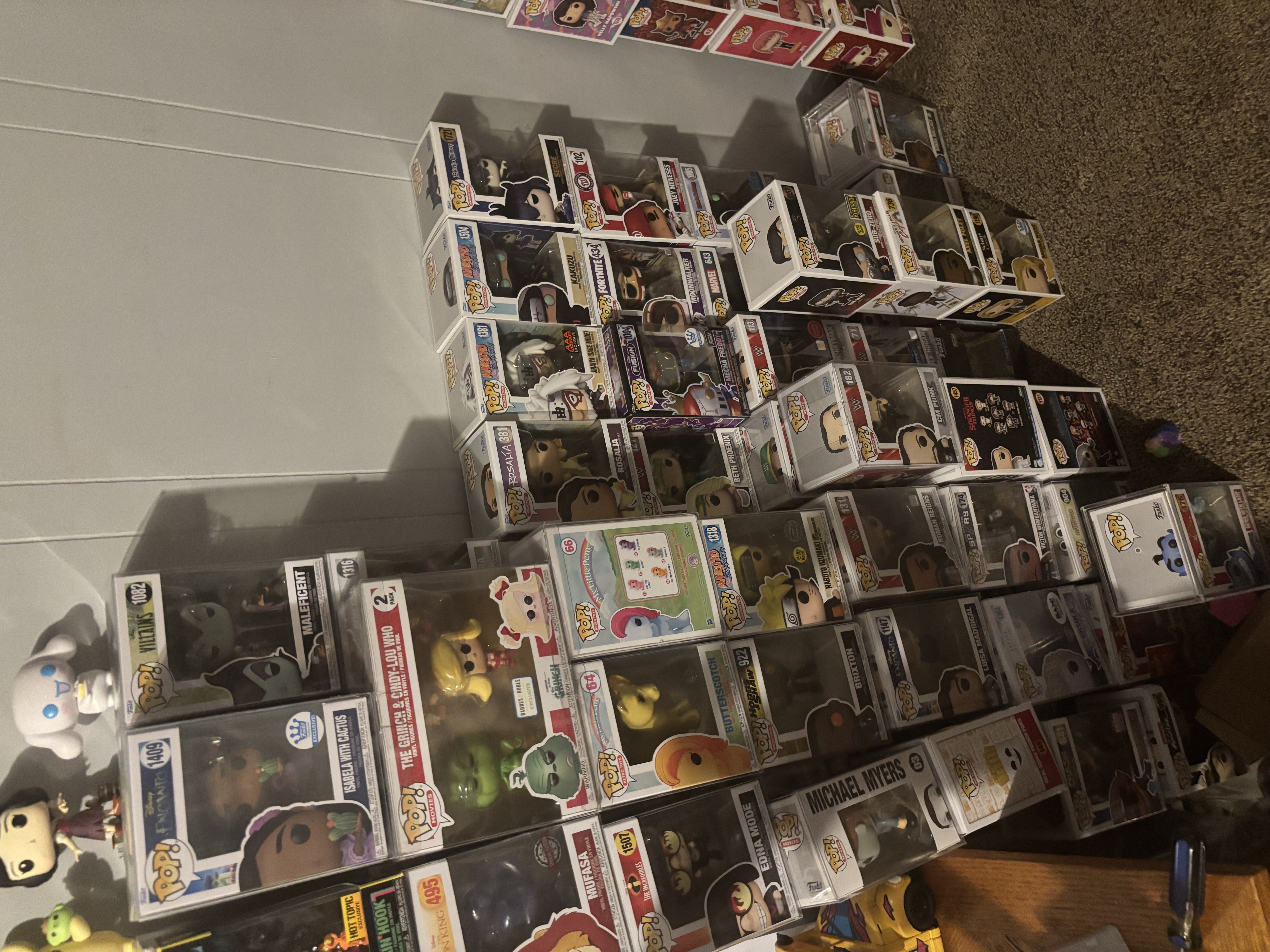 FUNKO POPS