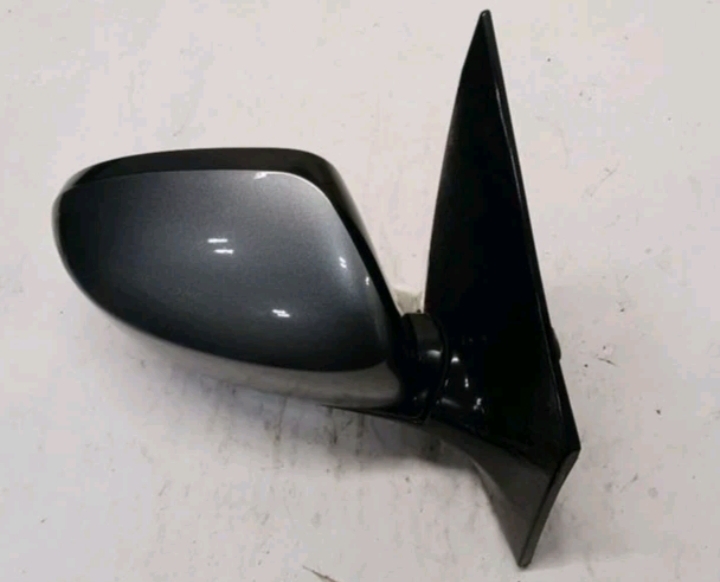 Side mirror 