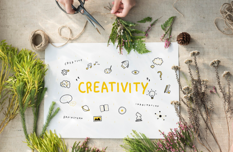 CreativeShowcase Pro
