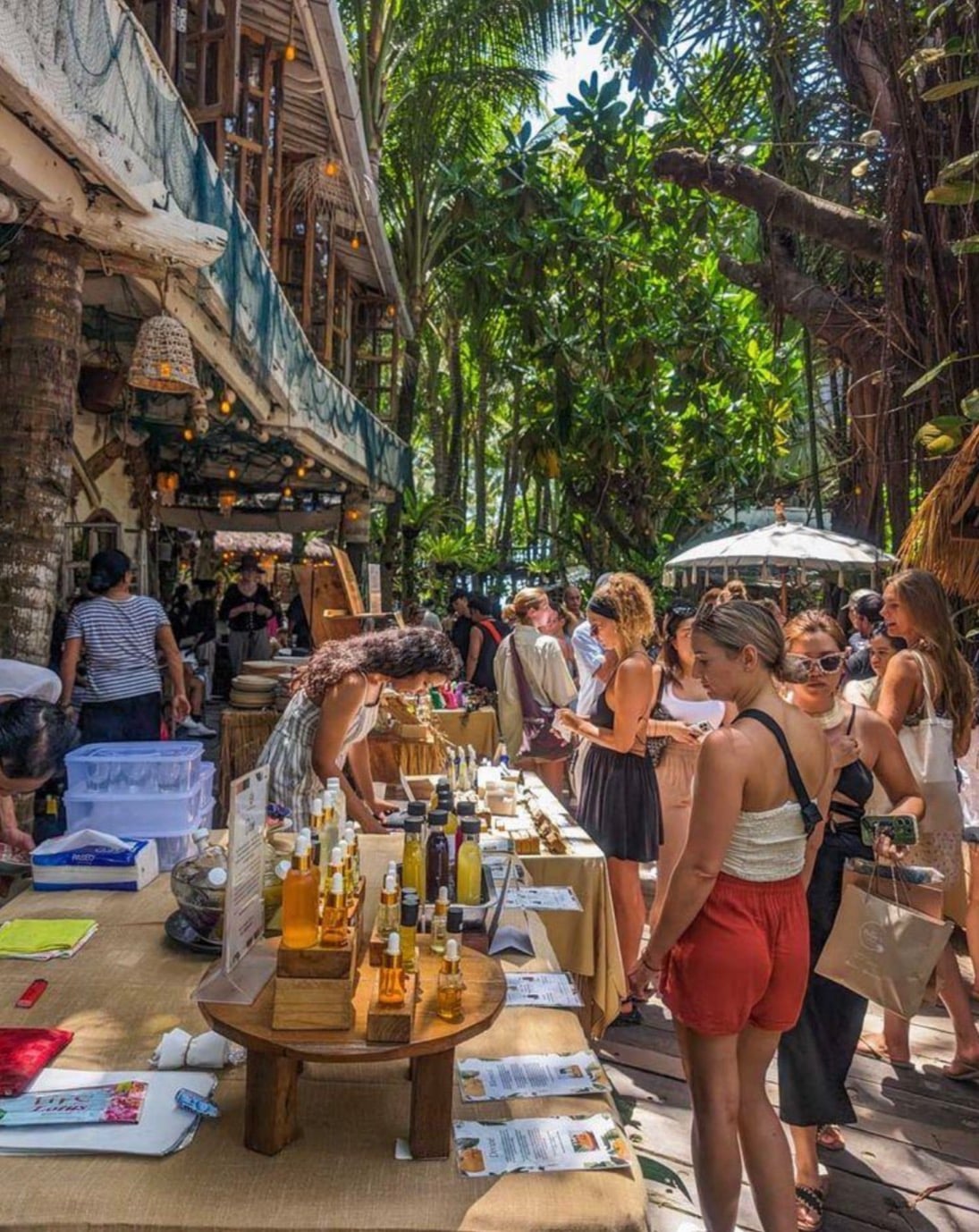 Bargain like a local in Maldives and Bali