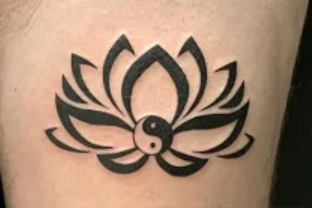 White lotus bracelet 
