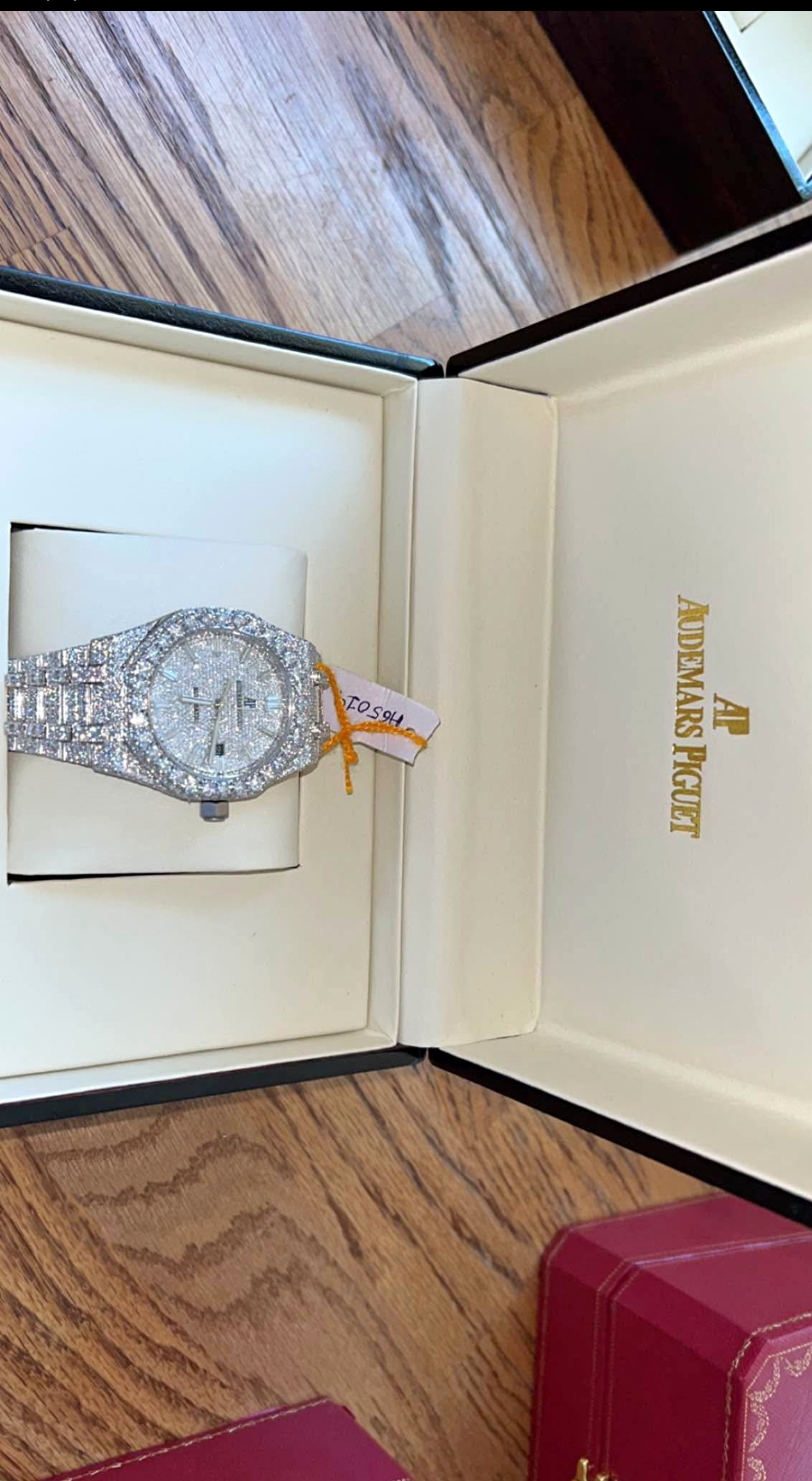 Diamond Watch supplier